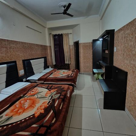 Aashirwad Hotel Katra  Exterior photo